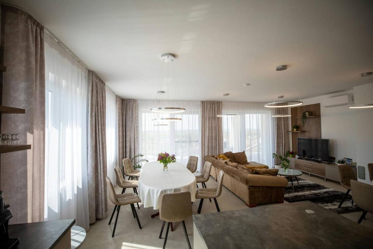 Aszuvilag Rezidencia With Sauna & Jacuzzi Legyesbenye Exterior photo