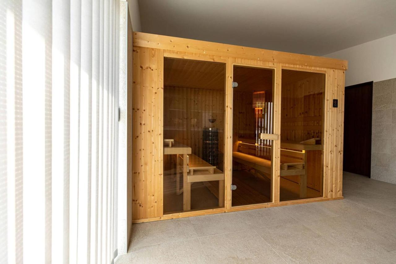 Aszuvilag Rezidencia With Sauna & Jacuzzi Legyesbenye Exterior photo